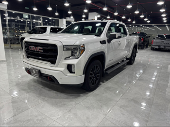 GMC  Sierra  Elevation  2019  Automatic  313,000 Km  8 Cylinder  Four Wheel Drive (4WD)  Pick Up  White
