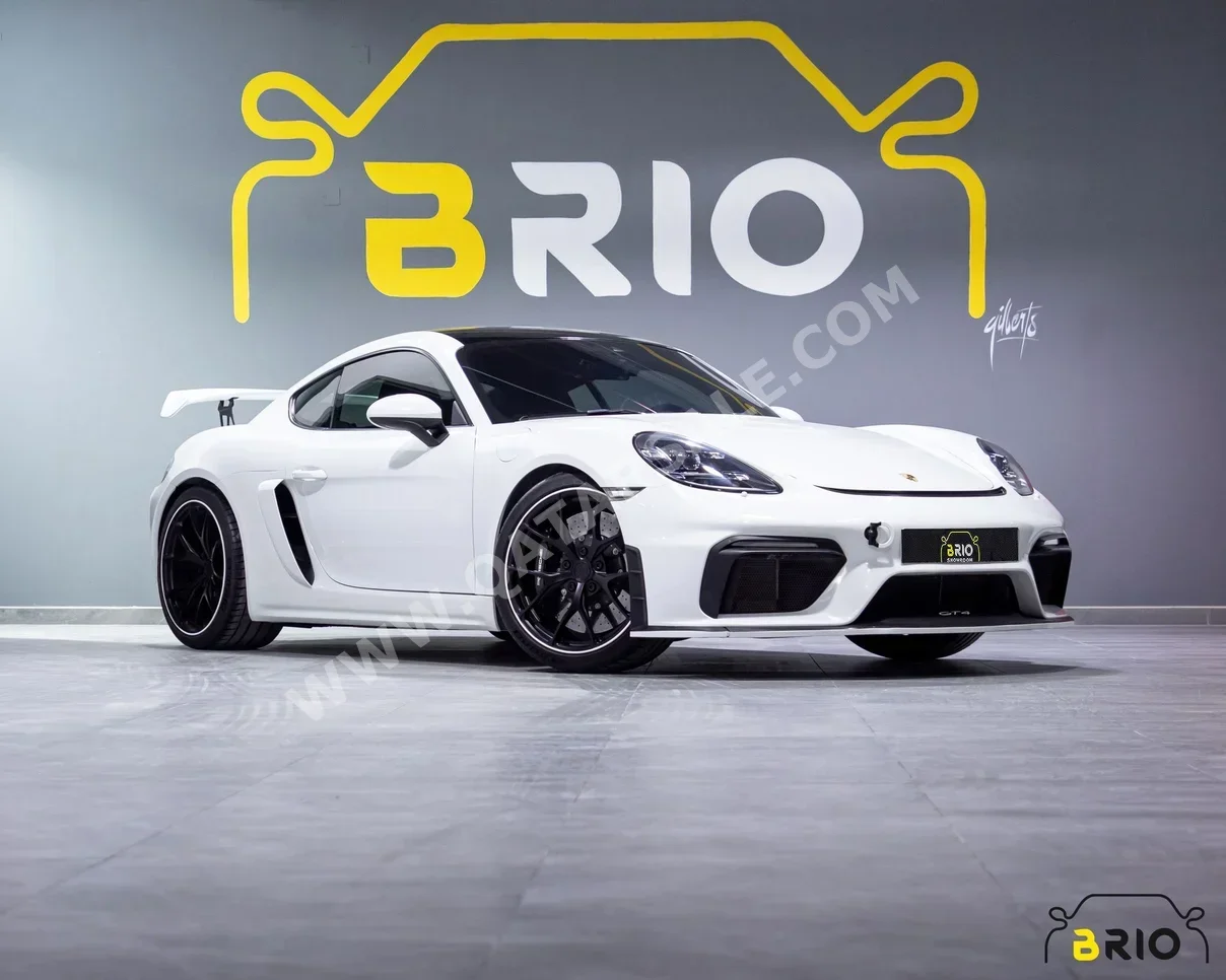بورش  كايمان  جي تي 4  2020  اوتوماتيك  58,000 كم  6 سلندر  دفع خلفي  كوبيه \ سبورت  أبيض