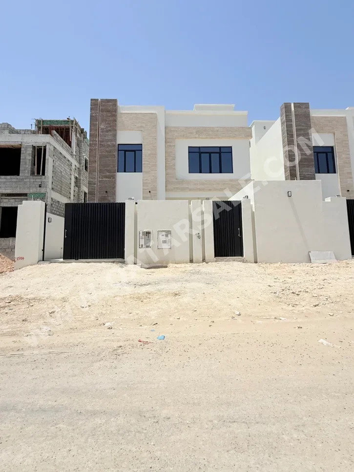 سكن عائلي - نصف مفروشة - الدوحة - الثمامة - 10 غرف نوم