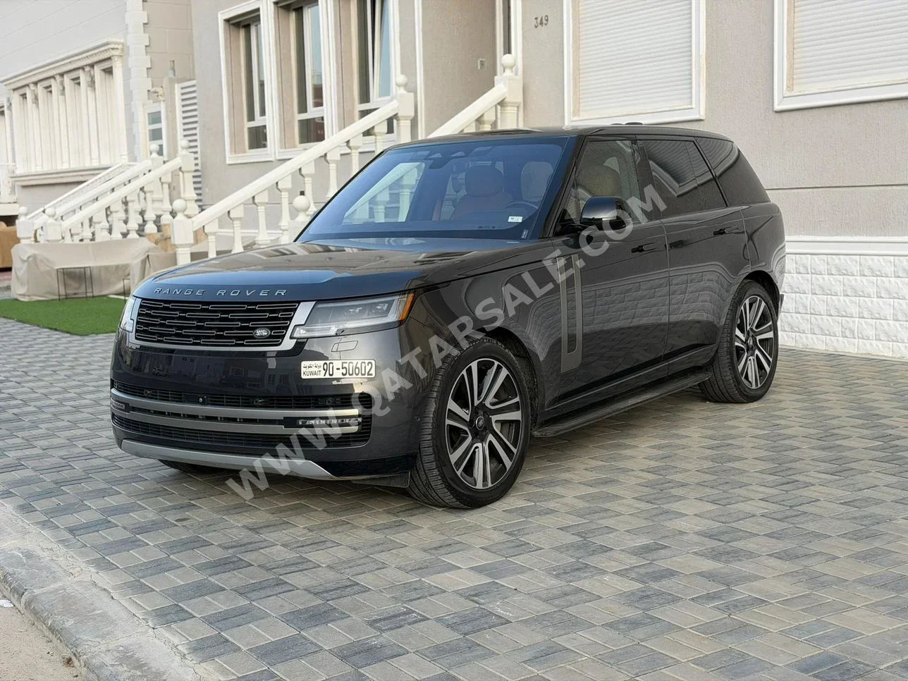 Land Rover  Range Rover  Vogue HSE  2023  Automatic  74,000 Km  8 Cylinder  Four Wheel Drive (4WD)  SUV  Gray  With Warranty