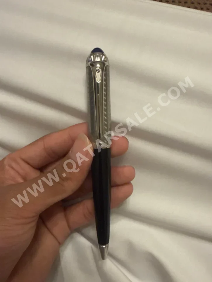 Cartier  Dark Blue -  Year 2024  Fountain Pen
