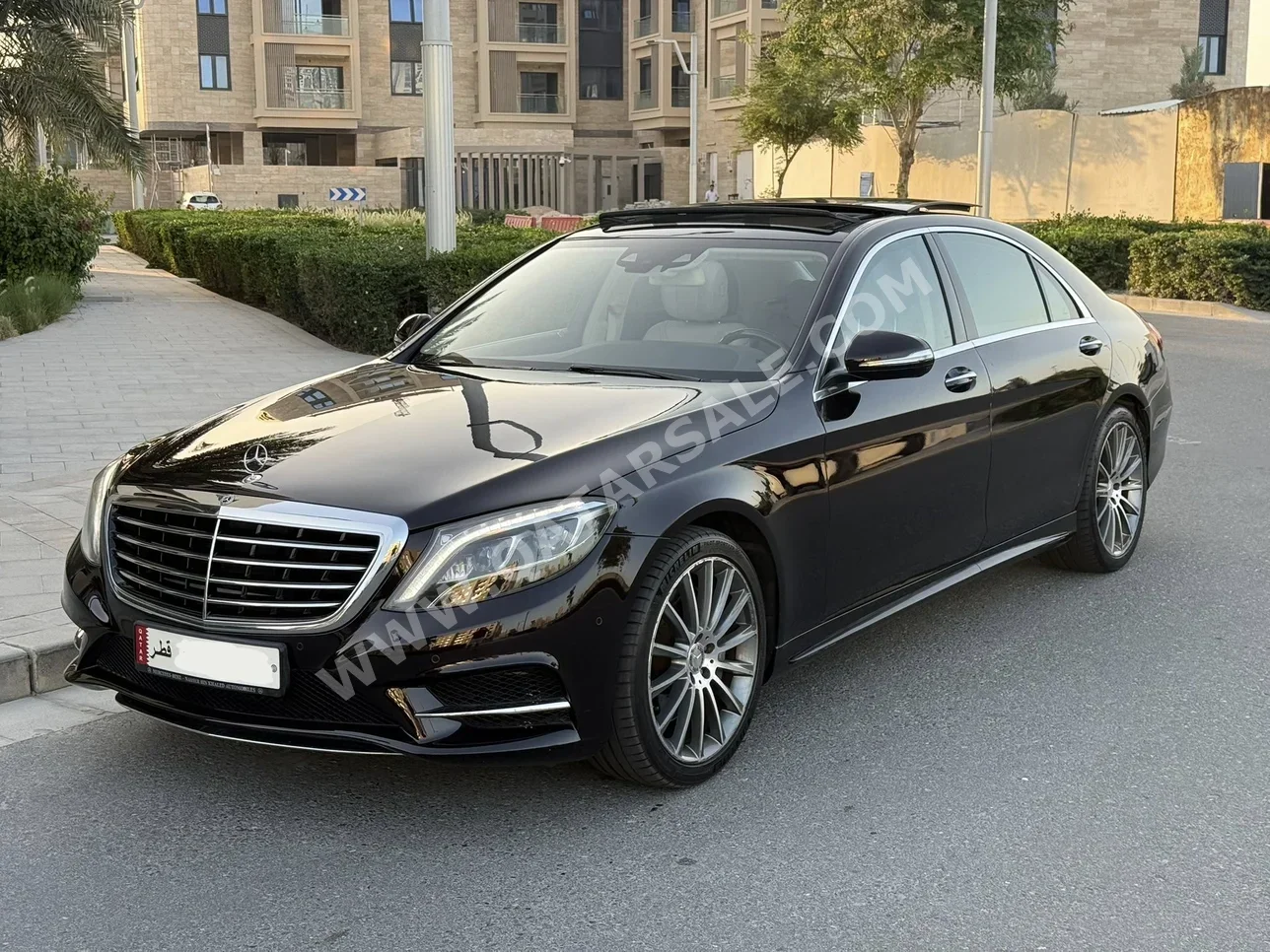Mercedes-Benz  S-Class  400  2015  Automatic  123,000 Km  6 Cylinder  Rear Wheel Drive (RWD)  Sedan  Black