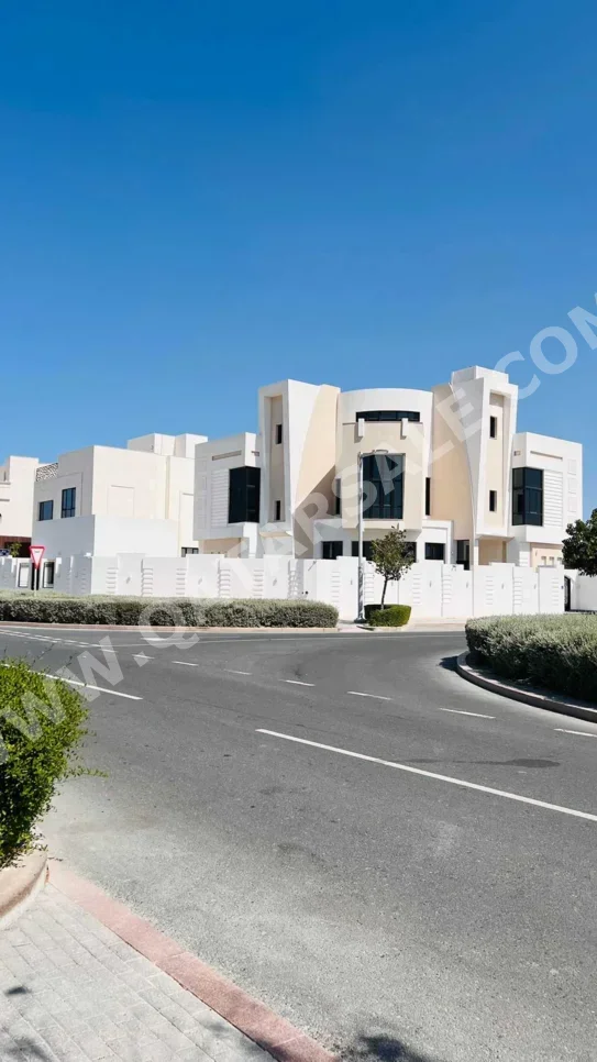 Family Residential - Not Furnished - Lusail - 8 Bedrooms