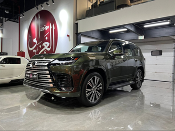 Lexus  LX  600 Luxury  2024  Automatic  35,000 Km  6 Cylinder  Four Wheel Drive (4WD)  SUV  Green  With Warranty