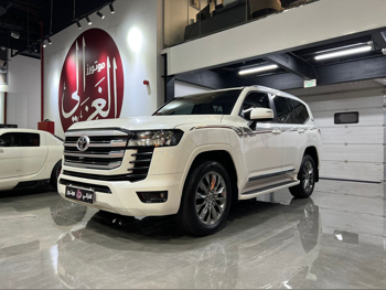 Toyota  Land Cruiser  GXR Twin Turbo  2022  Automatic  58,000 Km  6 Cylinder  Four Wheel Drive (4WD)  SUV  White