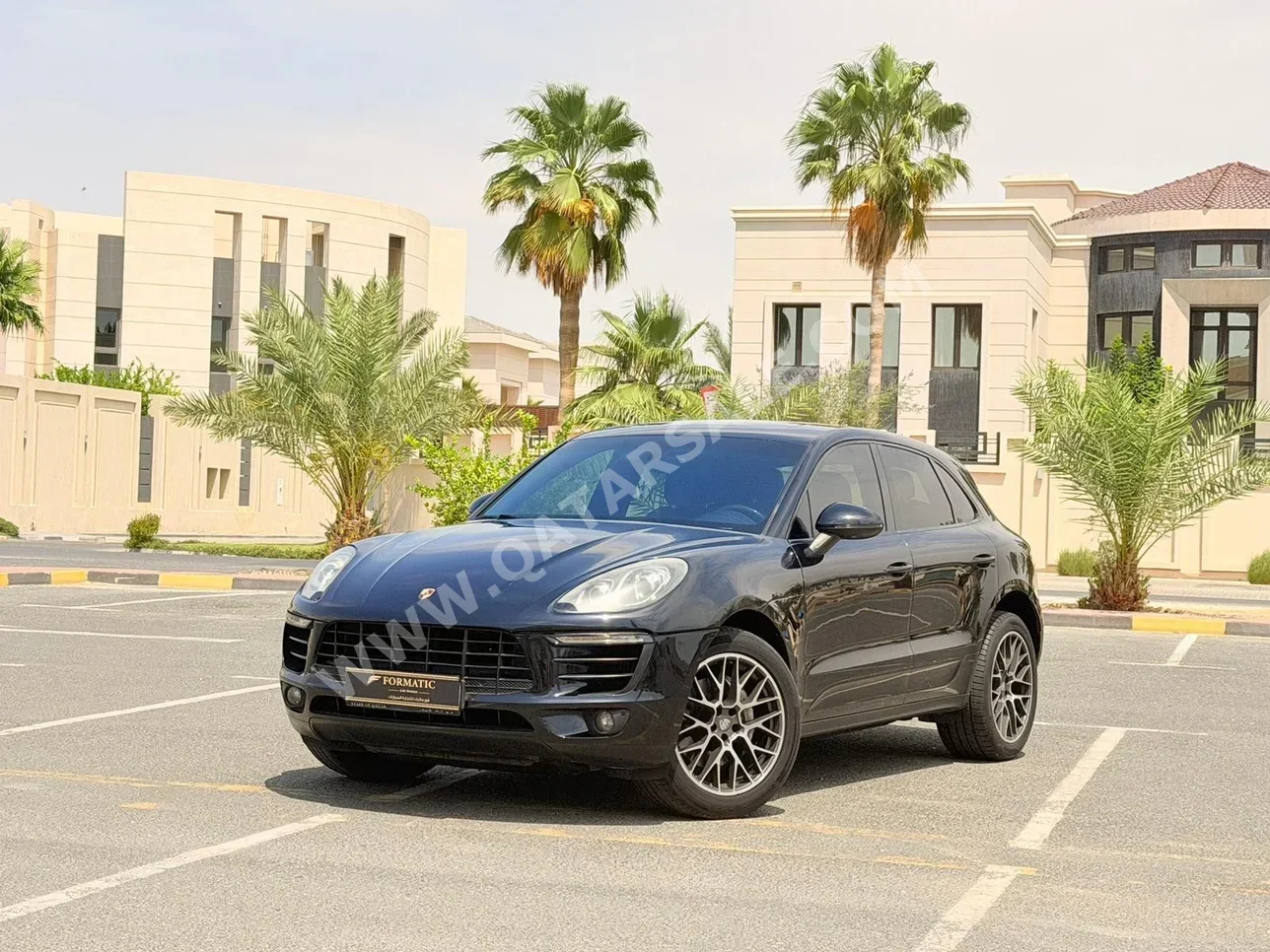 Porsche  Macan  S  2015  Automatic  120,000 Km  6 Cylinder  Four Wheel Drive (4WD)  SUV  Black