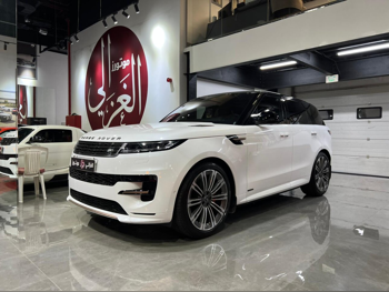 Land Rover  Range Rover  Sport  2023  Automatic  40,000 Km  6 Cylinder  Four Wheel Drive (4WD)  SUV  White  With Warranty