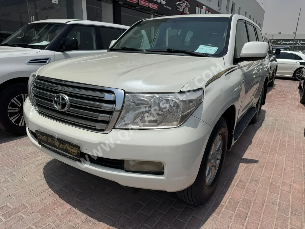 Toyota  Land Cruiser  GX  2009  Automatic  440,000 Km  6 Cylinder  Four Wheel Drive (4WD)  SUV  White