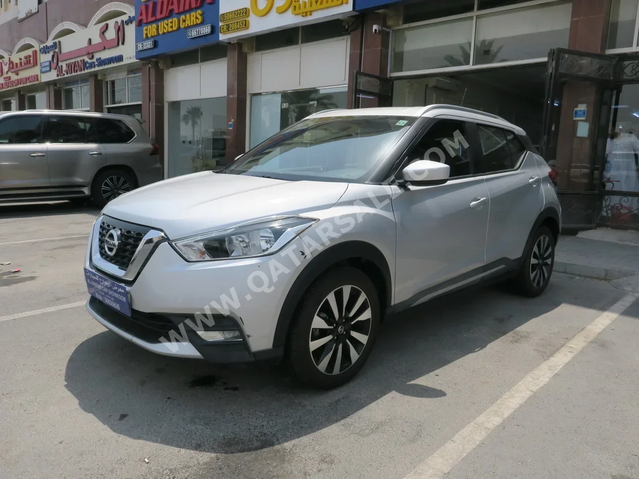 Nissan  Kicks  2020  Automatic  79,000 Km  4 Cylinder  Front Wheel Drive (FWD)  SUV  Silver