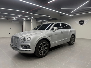 Bentley  Bentayga  S  2018  Automatic  99,000 Km  12 Cylinder  All Wheel Drive (AWD)  SUV  Silver
