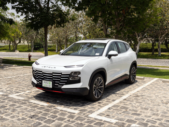 Jetour  Dashing  Flag Ship V5  2025  Automatic  10,700 Km  4 Cylinder  Front Wheel Drive (FWD)  SUV  White  With Warranty