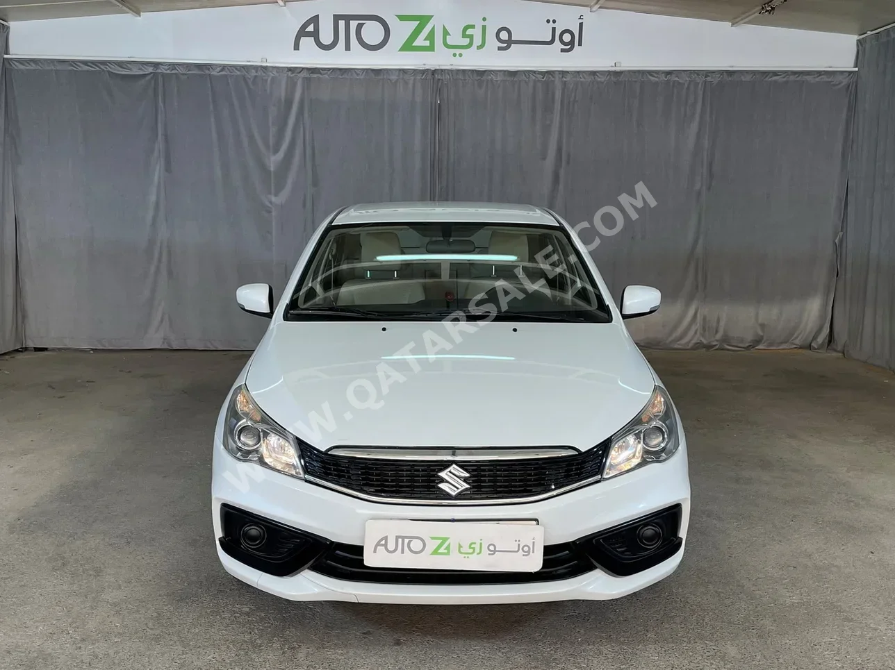 سوزوكي  سياز  2022  اوتوماتيك  297,300 كم  4 سلندر  سحب امامي  سيدان  أبيض
