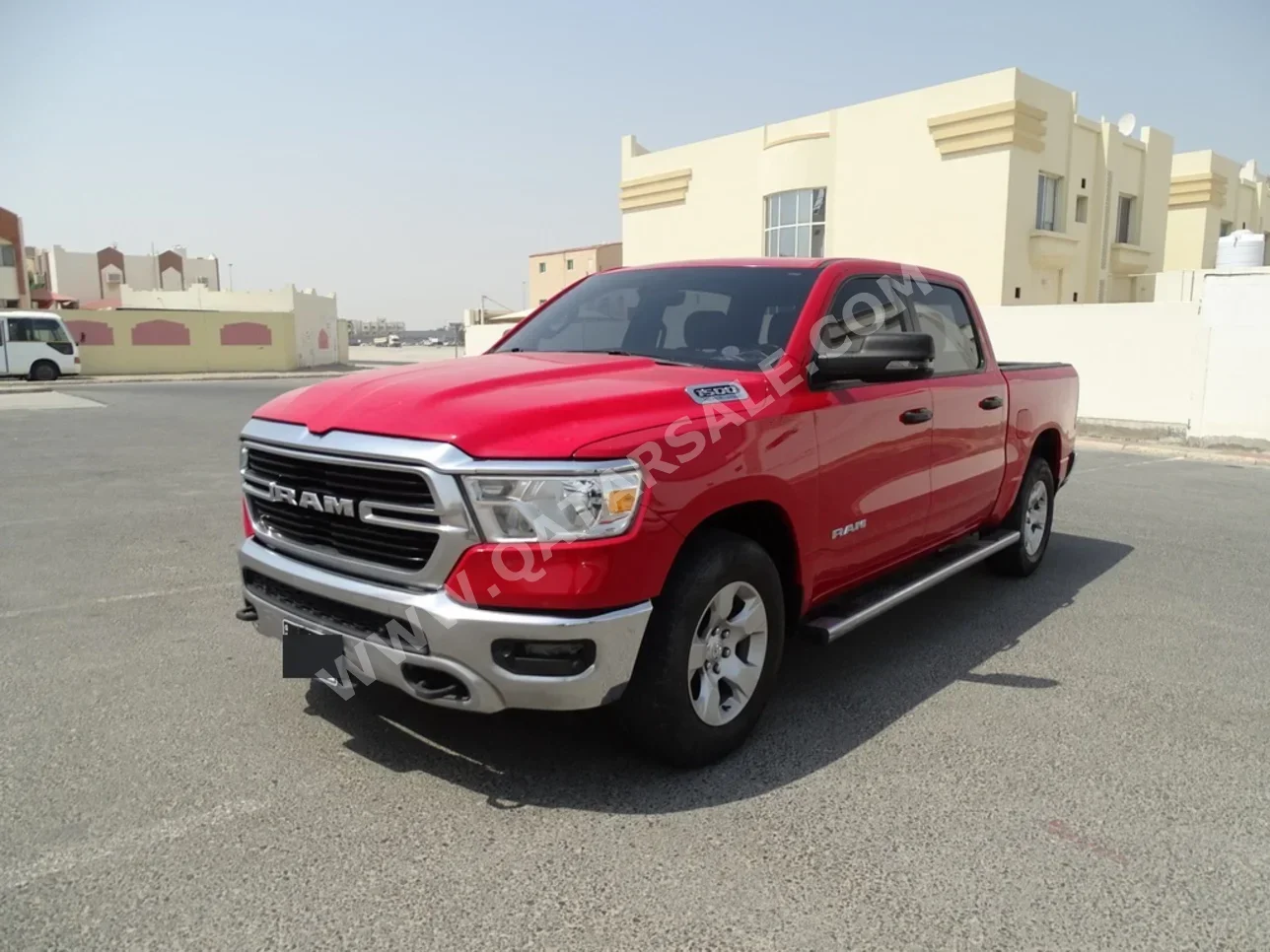 Dodge  Ram  Big Horn  2023  Automatic  165,000 Km  8 Cylinder  Four Wheel Drive (4WD)  Pick Up  Red