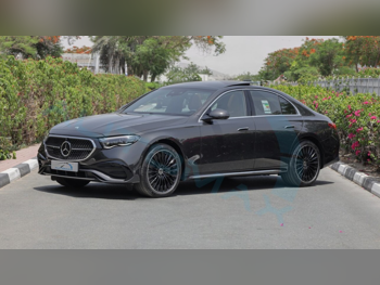 مرسيدس - بنز  اي - كلاس  300 AMG  2026  اوتوماتيك  0 كم  4 سلندر  دفع خلفي  سيدان  رمادي غامق  تحت الضمان