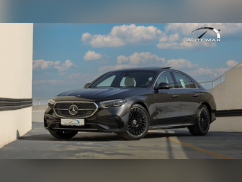 مرسيدس - بنز  اي - كلاس  300 AMG  2026  اوتوماتيك  0 كم  4 سلندر  دفع خلفي  سيدان  رمادي غامق  تحت الضمان