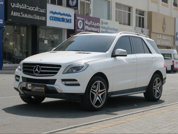 مرسيدس - بنز ام ال 350 2014 اوتوماتيك 88,000 كم 6 سلندر دفع رباعي اس يو في أبيض