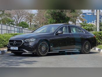 مرسيدس - بنز  اي - كلاس  200 AMG  2026  اوتوماتيك  0 كم  4 سلندر  دفع خلفي  سيدان  رمادي غامق  تحت الضمان