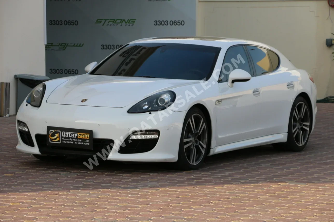 بورش  بانميرا  4S  2012  اوتوماتيك  170,000 كم  6 سلندر  دفع خلفي  سيدان  أبيض لؤلؤي