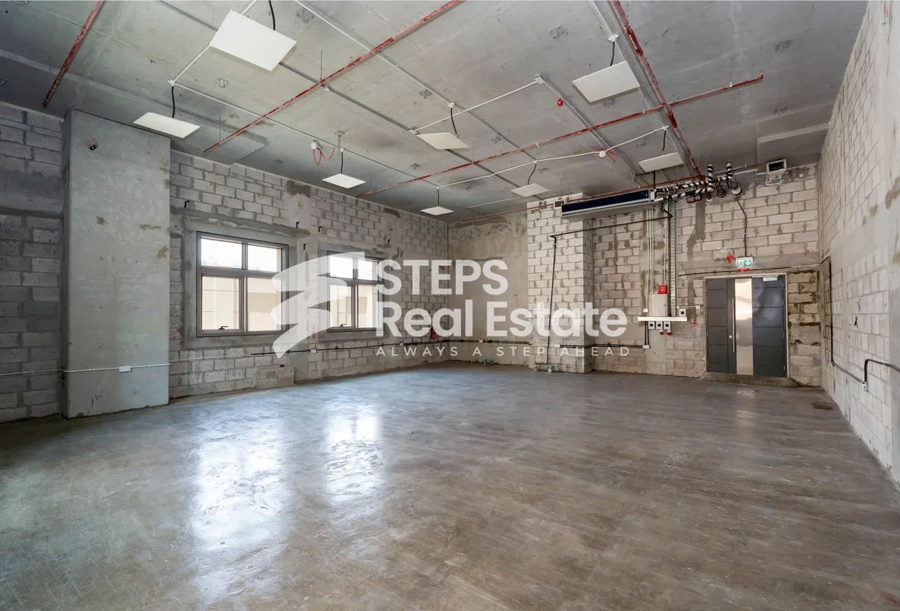 Commercial Offices - Not Furnished  - Doha  - New Doha