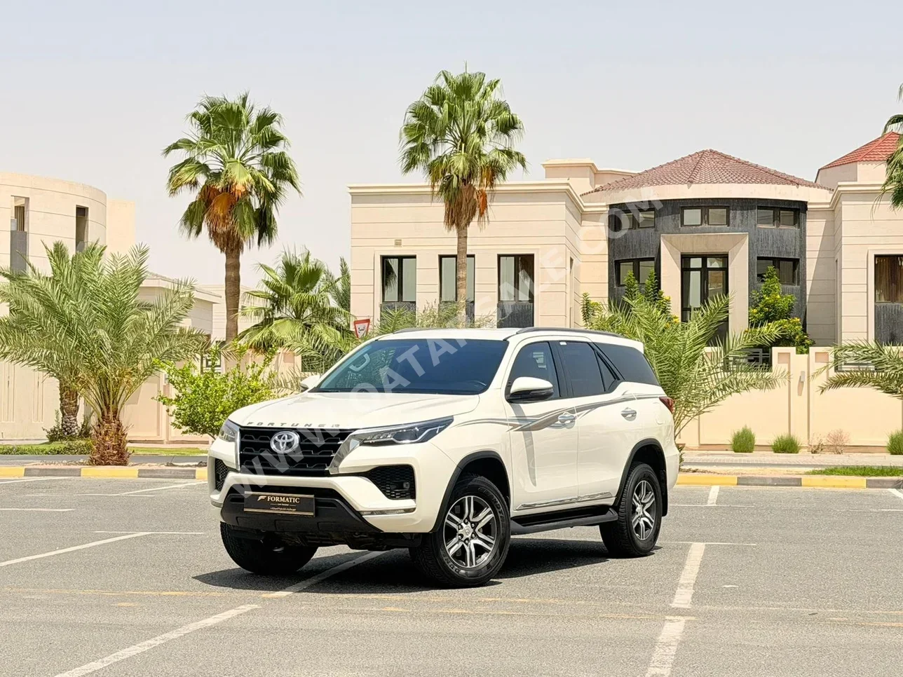 Toyota Fortuner SR5 2022 Automatic 118,000 Km 6 Cylinder Four Wheel Drive (4WD) SUV White