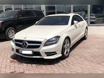 Mercedes-Benz  CLS  500  2014  Automatic  72,000 Km  8 Cylinder  Rear Wheel Drive (RWD)  Sedan  White