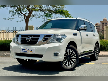 Nissan  Patrol  Platinum  2017  Automatic  212,000 Km  6 Cylinder  Four Wheel Drive (4WD)  SUV  White