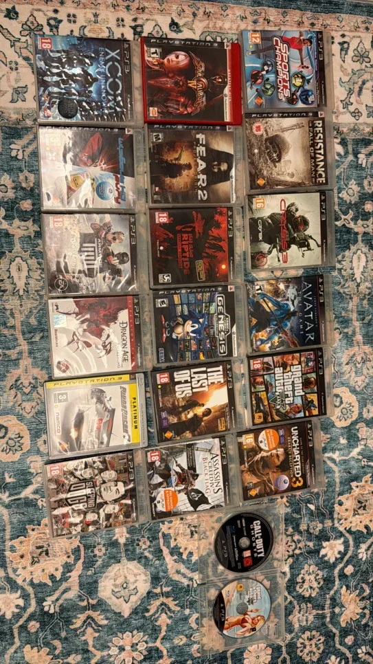- PlayStation 3 Video Games CDs