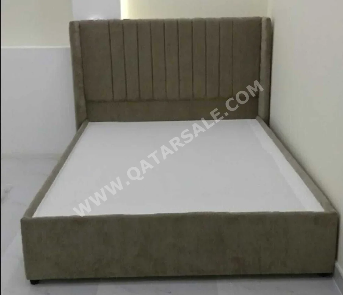 Beds - Queen  - Brown  - Mattress Included