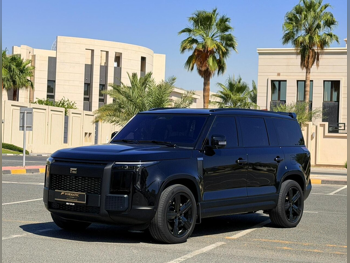 Rox Motor  Jishi  01 VIP  2025  Automatic  16,000 Km  4 Cylinder  Four Wheel Drive (4WD)  SUV  Black  With Warranty