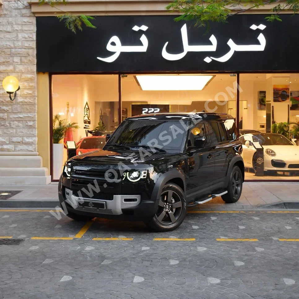 Land Rover  Defender  110 HSE  2023  Automatic  73,500 Km  6 Cylinder  Four Wheel Drive (4WD)  SUV  Black