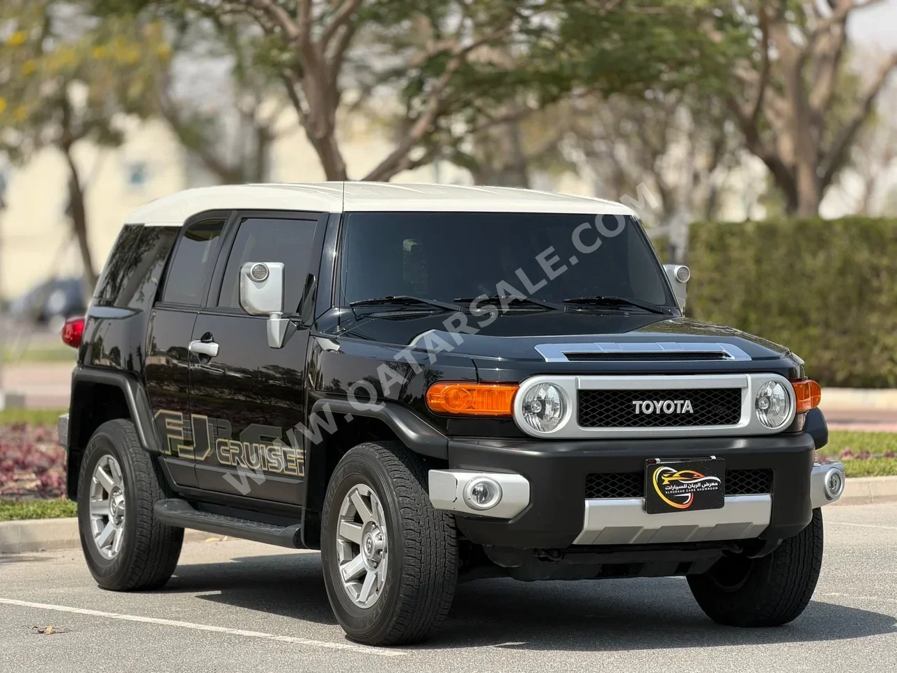 Toyota  FJ Cruiser  2022  Automatic  69,000 Km  6 Cylinder  Four Wheel Drive (4WD)  SUV  Black