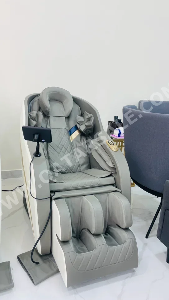 Massage Chair BestMassage  White  China  All Body  4D