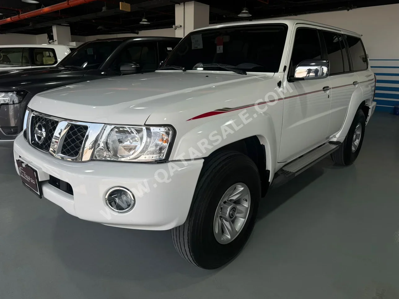 Nissan Patrol Safari 2023 Manual 51,000 Km 6 Cylinder Four Wheel Drive (4WD) SUV White With Warranty