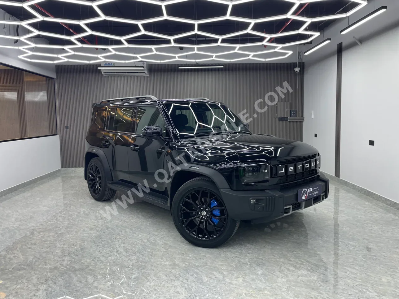 Jetour T2 Luxury 2025 Automatic 31,000 Km 6 Cylinder All Wheel Drive (AWD) SUV Black With Warranty
