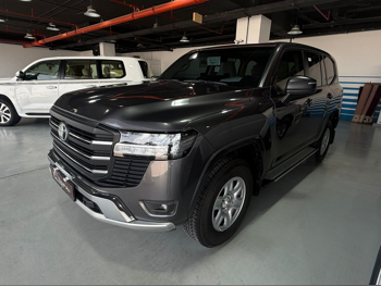 Toyota  Land Cruiser  GX  2025  Automatic  59,000 Km  6 Cylinder  Four Wheel Drive (4WD)  SUV  Gray  With Warranty
