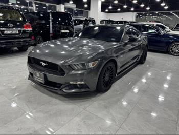 فورد  موستانغ  جي تي  2016  عادي  21,000 كم  8 سلندر  دفع خلفي  كوبيه \ سبورت  رمادي