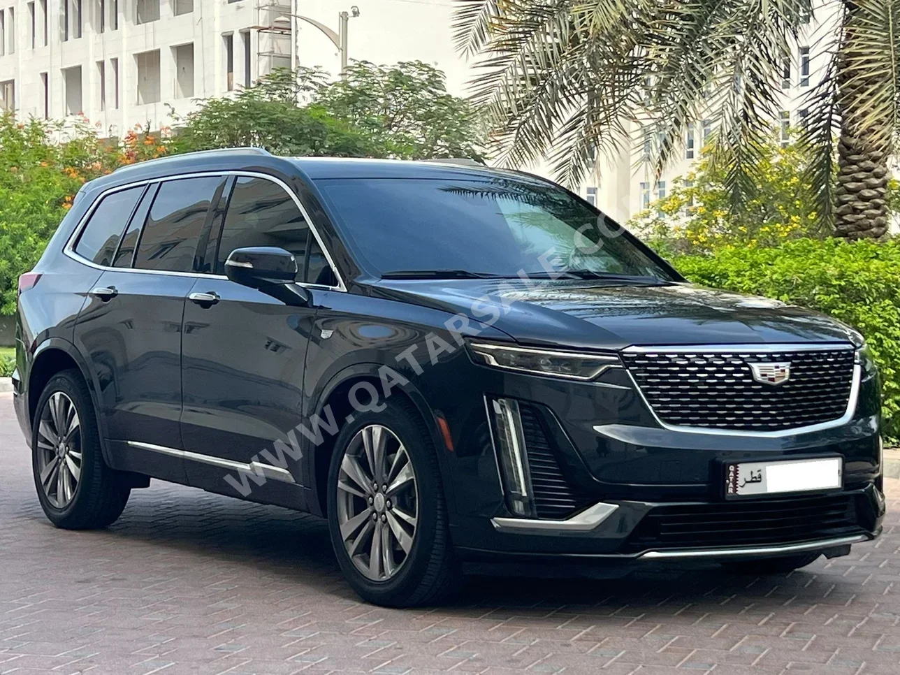 Cadillac  XT6  400 Premium Luxury  2020  Automatic  30,000 Km  6 Cylinder  All Wheel Drive (AWD)  SUV  Black