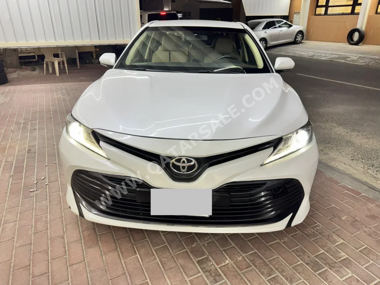 Toyota Camry LE 2020 Automatic 218,000 Km 4 Cylinder Front Wheel Drive (FWD) Sedan Pearl