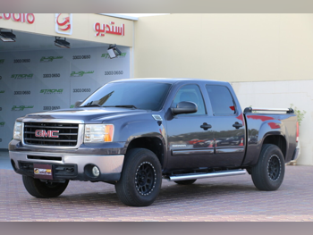 GMC Sierra 1500 2010 Automatic 262,000 Km 8 Cylinder Four Wheel Drive (4WD) Pick Up Gray