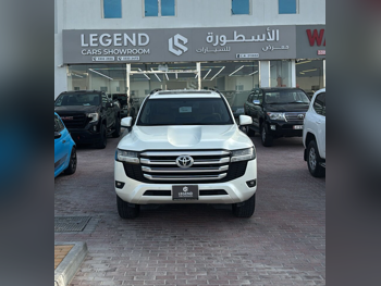 تويوتا  لاند كروزر  جي اكس ار  2024  اوتوماتيك  19,000 كم  6 سلندر  دفع رباعي  اس يو في  أبيض لؤلؤي  تحت الضمان
