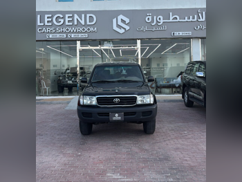 تويوتا  لاند كروزر  جي اكس ار  1999  اوتوماتيك  520,000 كم  6 سلندر  دفع رباعي  اس يو في  أسود