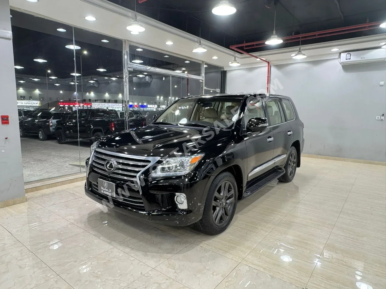 Lexus  LX  570 S  2013  Automatic  357,000 Km  8 Cylinder  Four Wheel Drive (4WD)  SUV  Black