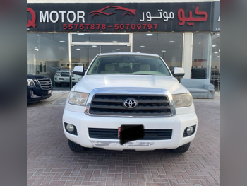 تويوتا  سكويا  اس ار 5  2012  اوتوماتيك  309,000 كم  8 سلندر  دفع رباعي  اس يو في  أبيض