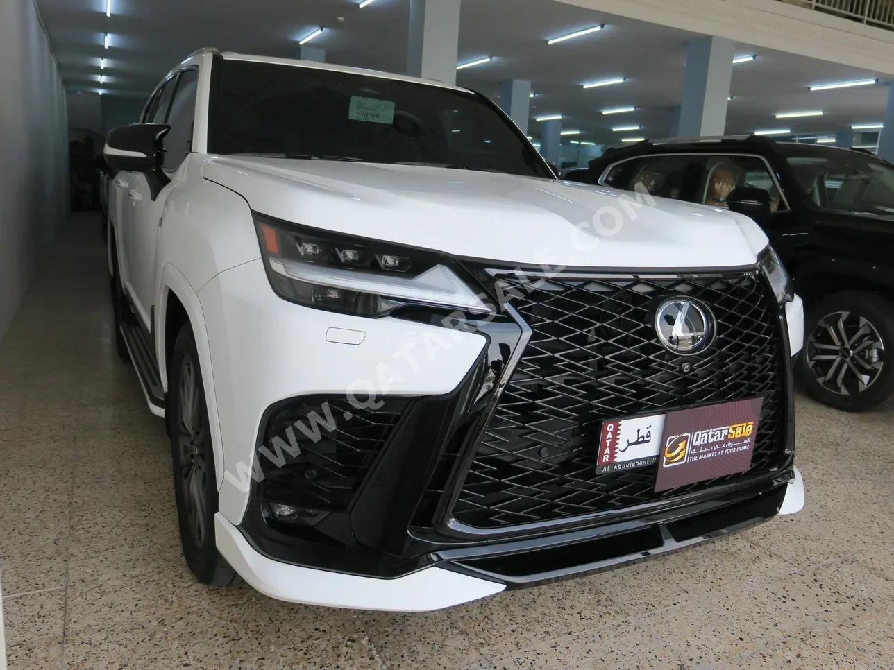 Lexus  LX  600 F Sport  2025  Automatic  34,000 Km  6 Cylinder  Four Wheel Drive (4WD)  SUV  White  With Warranty