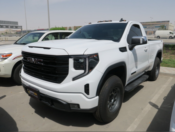 GMC  Sierra  1500  2024  Automatic  18,000 Km  8 Cylinder  Four Wheel Drive (4WD)  Pick Up  White  With Warranty