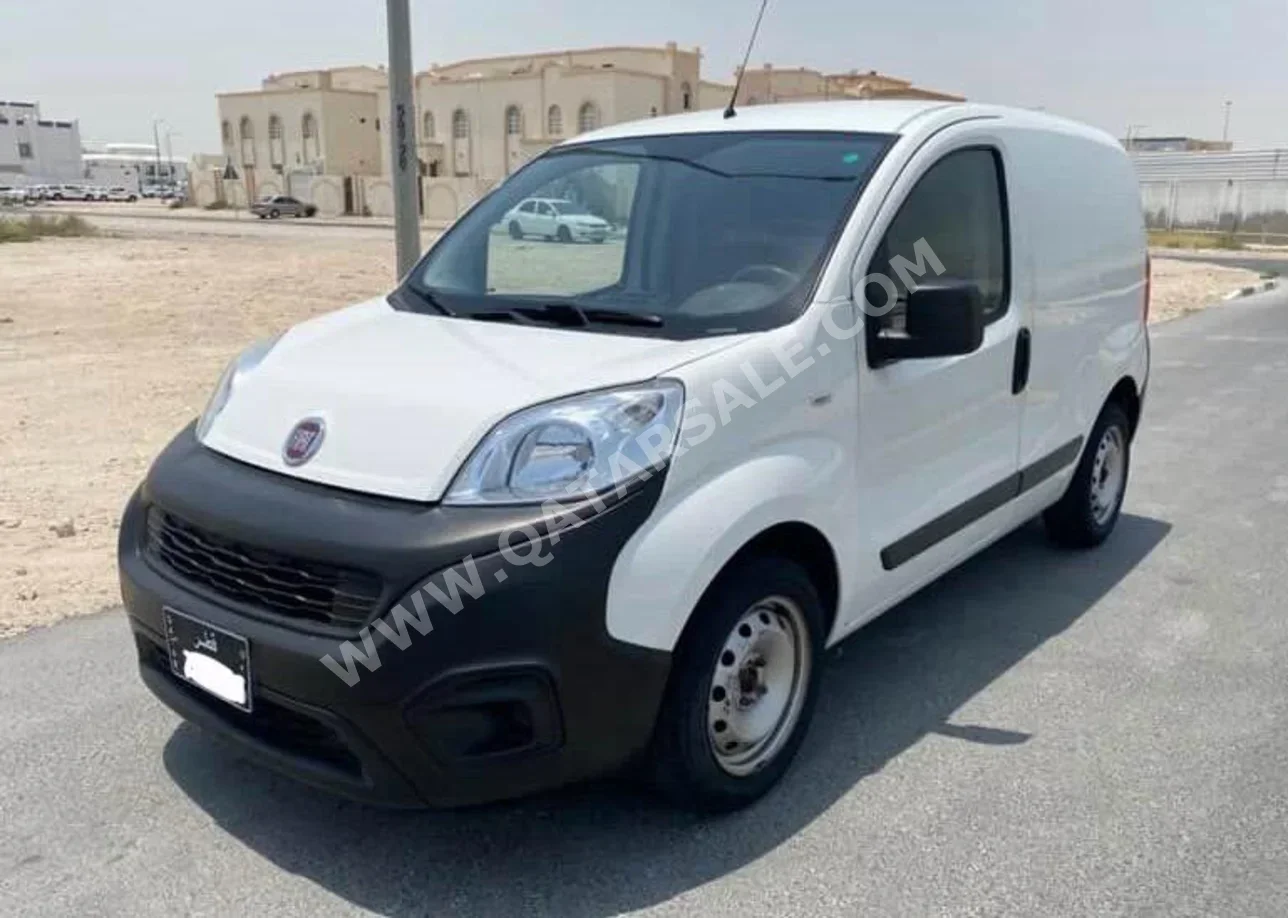 Fiat Fiorino 2020 Manual 65,000 Km 4 Cylinder Front Wheel Drive (FWD) Van / Bus White