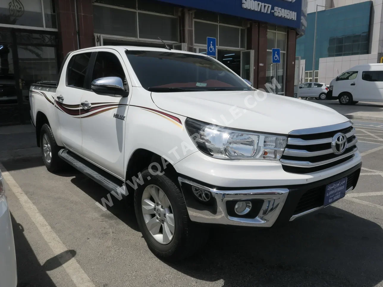 Toyota Hilux 2019 Automatic 200,000 Km 4 Cylinder Four Wheel Drive (4WD) Pick Up White