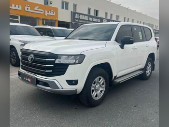 Toyota  Land Cruiser  GX  2023  Automatic  90,000 Km  6 Cylinder  Four Wheel Drive (4WD)  SUV  White  With Warranty