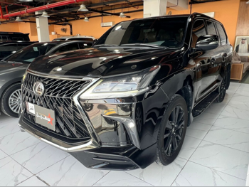 لكزس ال اكس 570 اس بلاك ايديشن 2019 اوتوماتيك 176,000 كم 8 سلندر دفع رباعي اس يو في أسود