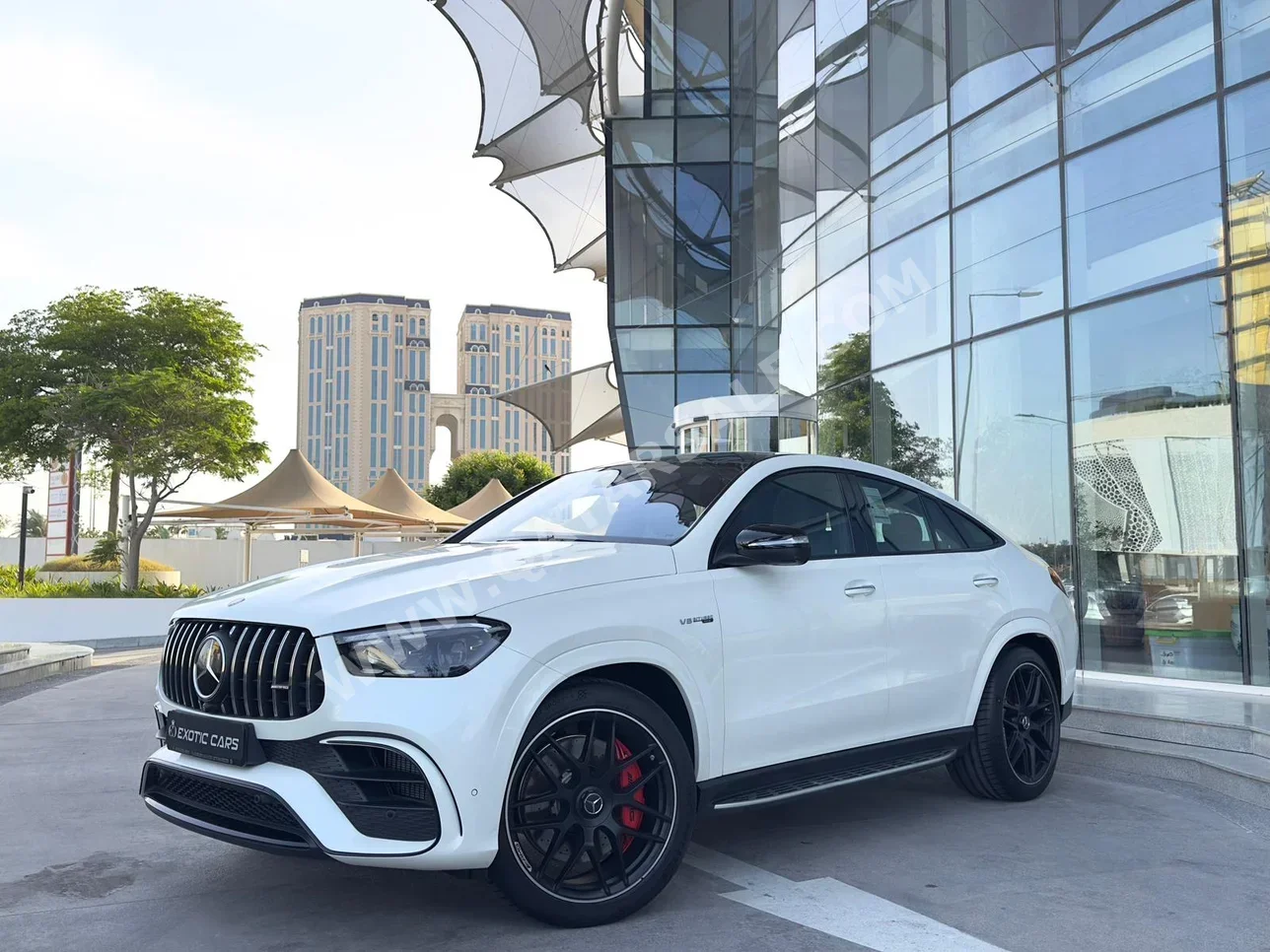 مرسيدس - بنز  جي ال اي  63S AMG  2024  اوتوماتيك  0 كم  8 سلندر  دفع رباعي  اس يو في  أبيض  تحت الضمان